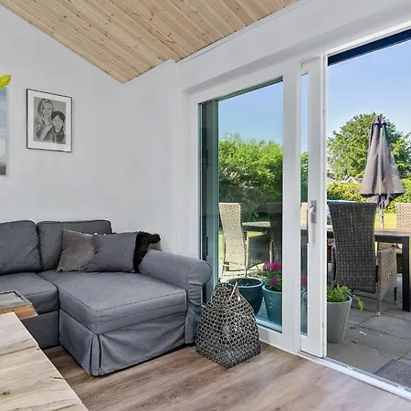 3 Bedroom Stunning In *