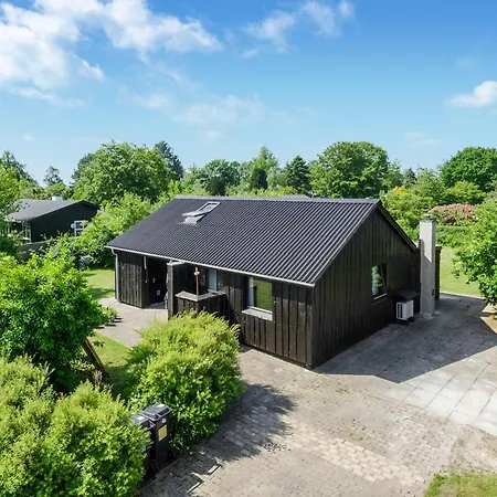 Dom wakacyjny 3 Bedroom Stunning In