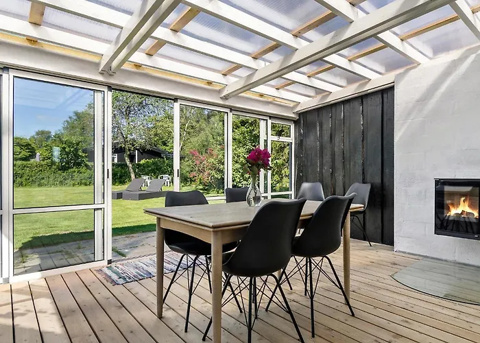 3 Bedroom Stunning In Dom wakacyjny Odder