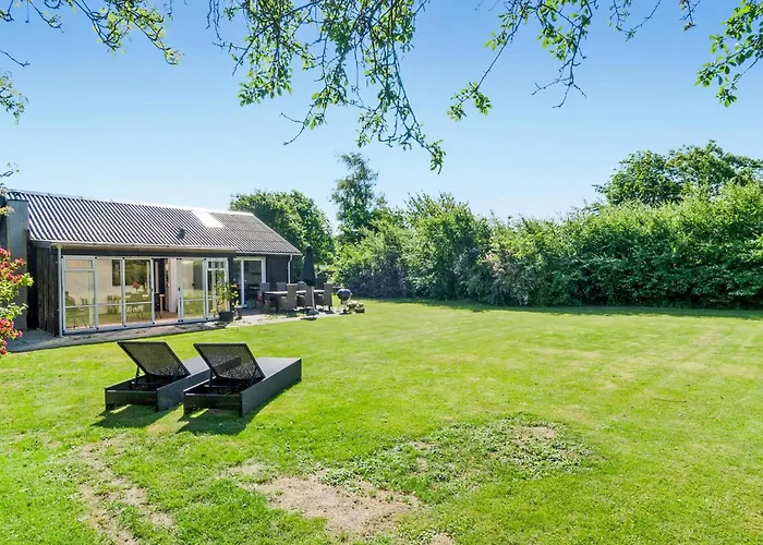 3 Bedroom Stunning In * Odder